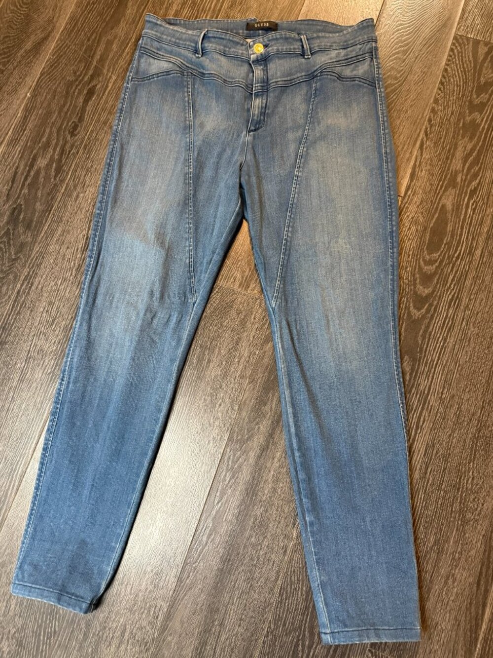 GUESS Blue Skinny Jeans with Front Seam Detail – Size 32